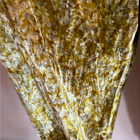 Anthropologie Olive Green Crushed Velvet Jogger Pants - Picture 3 of 7